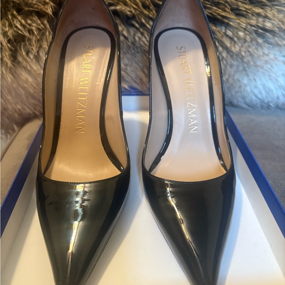 Stuart Weitzman Black Patent Heels 100 SCLLOP PM